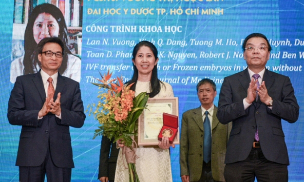 PGS.TS.BS Vương Thị Ngọc Lan - 'Bà mụ' của hạnh phúc
