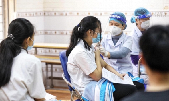 Việt Nam sẽ triển khai tiêm vắc xin COVID-19 cho trẻ 5-11 tuổi theo cách tự nguyện