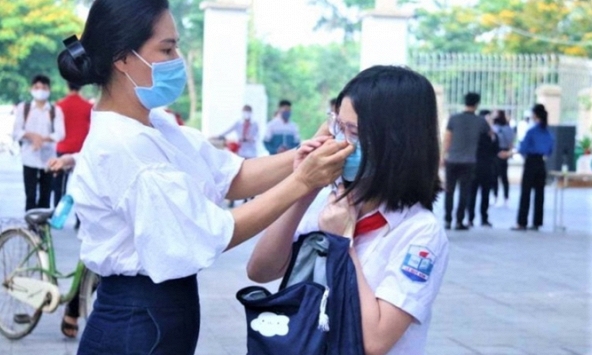 Cha mẹ cần chuẩn bị những gì khi trẻ trở lại trường học?