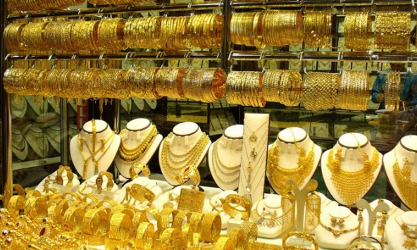 Sát ngày Thần Tài, vàng lên gần 63 triệu/lượng