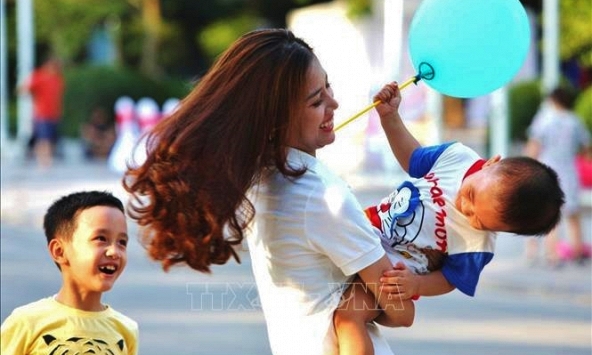 Bộ Tiêu chí ứng xử trong gia đình: Vợ chồng phải chung thuỷ, nghĩa tình, tạo điều kiện giúp đỡ lẫn nhau