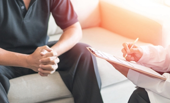 Một người đàn ông khỏi ung thư sau khi mắc COVID-19