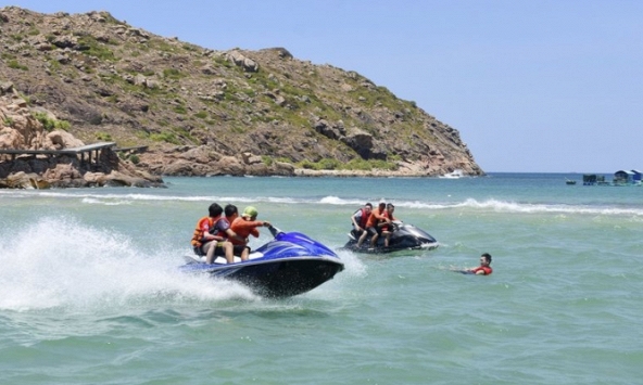 Bộ Văn hóa đề xuất phương án mở cửa du lịch quốc tế và nội địa từ 15/3