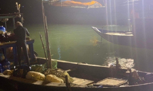 Đã tìm thấy thi thể của bé gái 5 tuổi bị bố ném xuống sông vì ghen tuông