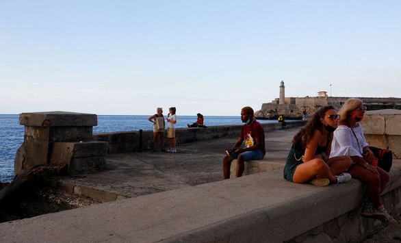 Chuyên gia chỉ ra những yếu tố giúp Cuba ngăn chặn thành công biến thể Omicron