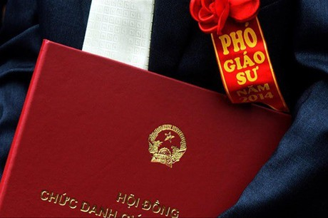 Hội đồng Giáo sư Nhà nước yêu cầu giải trình và xác minh về hồ sơ ứng viên giáo sư, phó giáo sư