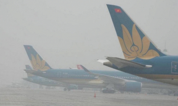 Sương mù dày đặc khiến máy bay không thể hạ xuống Nội Bài, Vinh