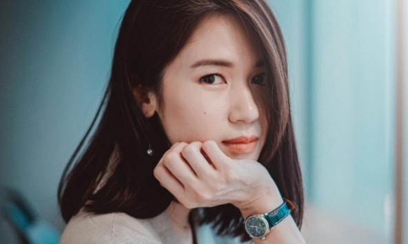 Nữ diễn viên xinh đẹp gốc Việt vừa đạt giải Gấu bạc LHP Berlin 