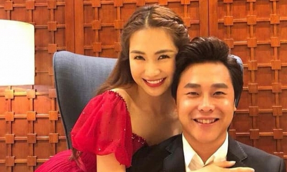 Hòa Minzy chia tay bạn trai đại gia sau 5 năm bên nhau, xác nhận chưa đăng ký kết hôn