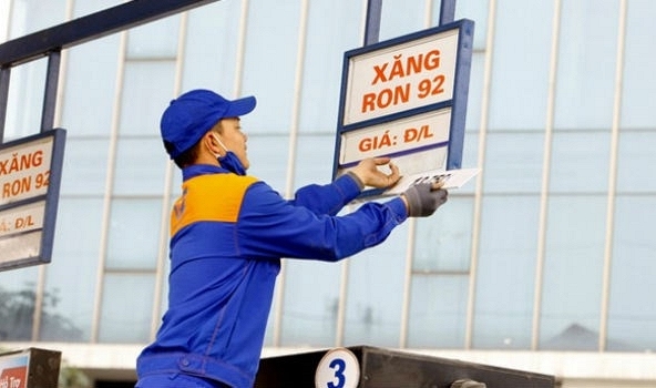 Một số doanh nghiệp kiến nghị xem xét lại việc điều hành giá xăng dầu của Bộ Công Thương
