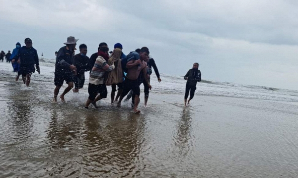  Chìm tàu du lịch ở Hội An: Nhiều người chết và mất tích