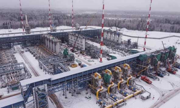 Chiến sự giữa Nga - Ukraina và 3 kịch bản kinh tế thế giới