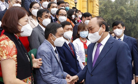 Chủ tịch nước Nguyễn Xuân Phúc: ‘Sự tử tế của bác sĩ vẫn mãi là món nợ ân tình’