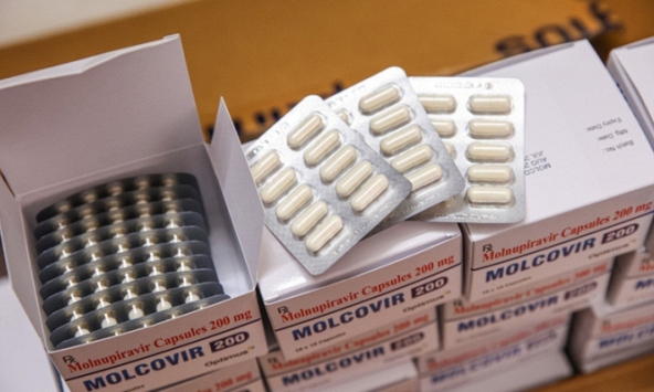 Hà Nội: Cấp miễn phí 401.000 viên molnupiravir điều trị F0