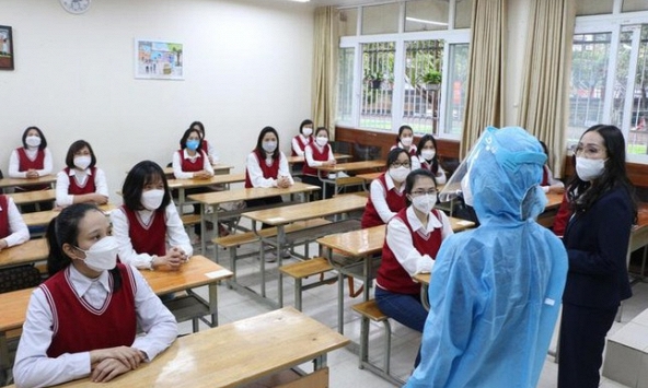 Hà Nội: Giáo viên Hà Nội bức xúc khi nhiễm Covid-19 bị trừ điểm thi đua