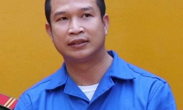 Nữ ca sĩ nổi tiếng bị nguyên trụ trì chùa ở Vĩnh Long lừa hơn 13 tỷ