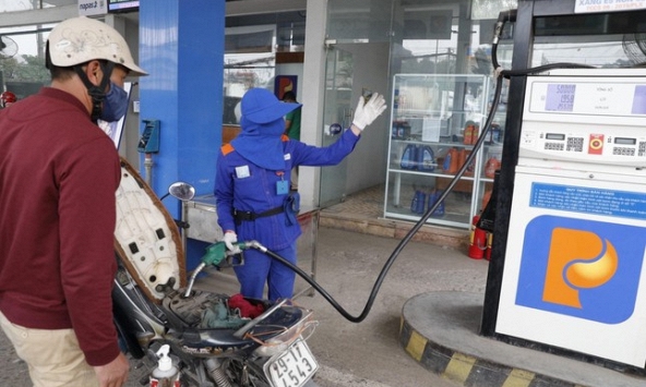 Bộ Công Thương cam kết đủ xăng dầu đến hết tháng 3