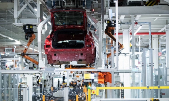 Căng thẳng Nga - Ukraine đẩy các hãng ô tô vào cuộc khủng hoảng thứ 3