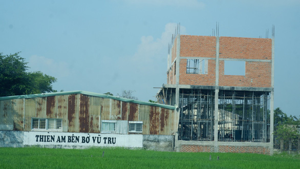 Công an tỉnh Long An tiếp tục khám xét Tịnh thất Bồng Lai