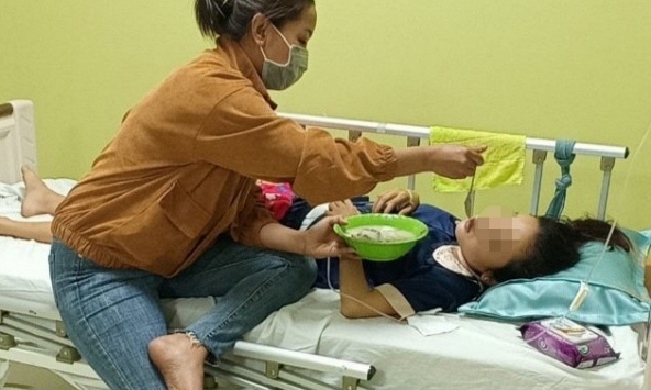 Điều tra vụ việc nữ tiếp viên quán karaoke nhảy lầu bỏ trốn vì bị 'ép' bán thận