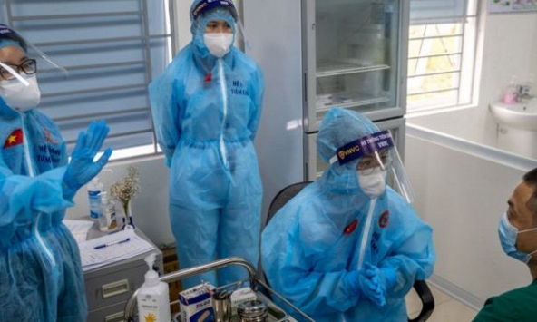 Chuyên gia:  Trong 6 tháng tới Việt Nam có thể còn ít nhất 1-2 làn sóng Covid-19 nữa