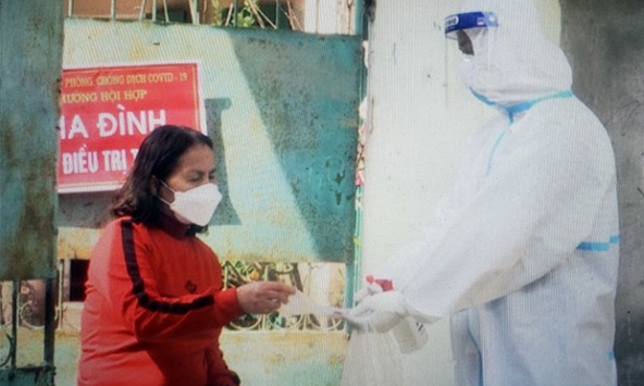 Bộ Y tế ban hành hướng dẫn mới về quản lý người mắc COVID-19 tại nhà