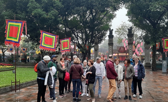 'Sát nút' 15-3, vẫn chưa rõ khi nào công bố phương án đón khách quốc tế