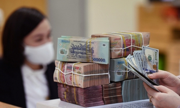 Các doanh nghiệp “kinh doanh tiền” làm gì để “tiền đẻ ra tiền”?