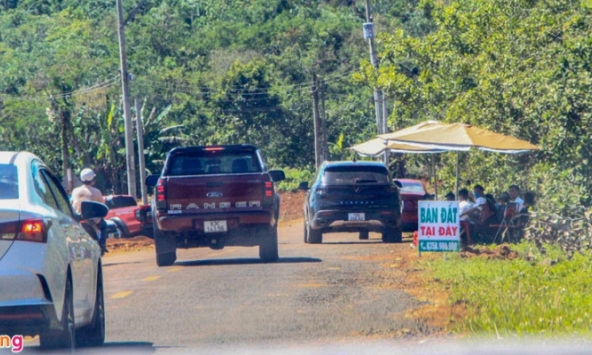 Cò đất đổ xô về Bình Phước sau kiến nghị xây cầu Mã Đà