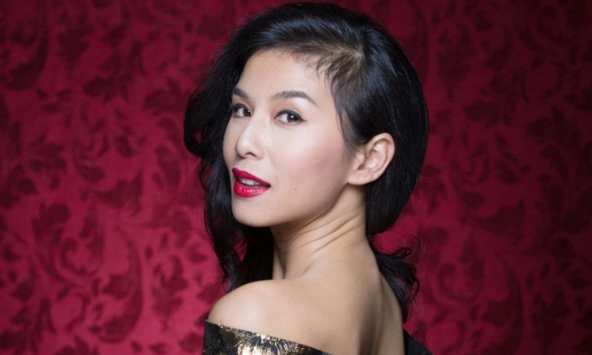 Nữ ca sĩ gốc Việt Sangeeta Kaur giành giải Grammy