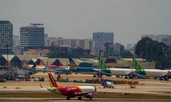 Lại kiến nghị tăng trần giá vé máy bay