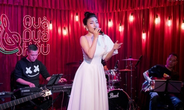 Phương Phương Thảo, Dương Edward đưa khán giả trở về hoài niệm với “Nhạc chiều ven sông Hồng'