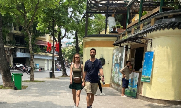 Du khách nước ngoài đang dần quay trở lại Việt Nam