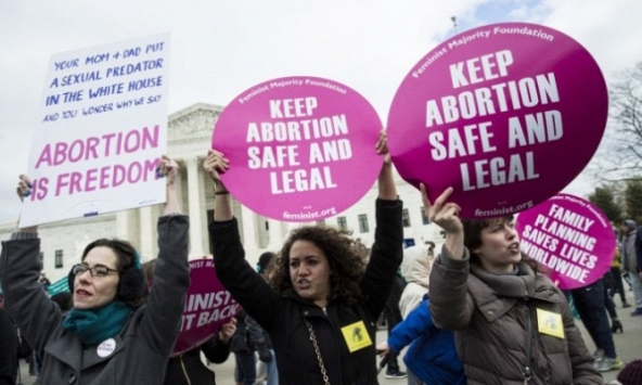 Phong trào nữ quyền song hành cùng quyền được phá thai