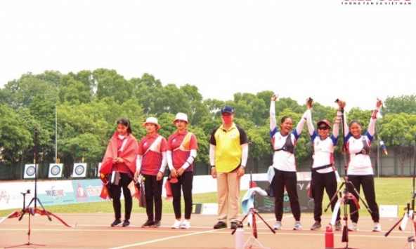 SEA Games 31: Việt Nam giành Huy chương Bạc bắn cung 1 dây hạng mục đồng đội nữ