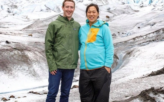 Cuộc sống xa hoa, giàu có của vợ chồng ông chủ Facebook 