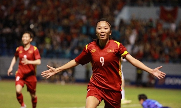 Tiền đạo Huỳnh Như: Thi đấu trên quê hương, bọn em phải chiến thắng!