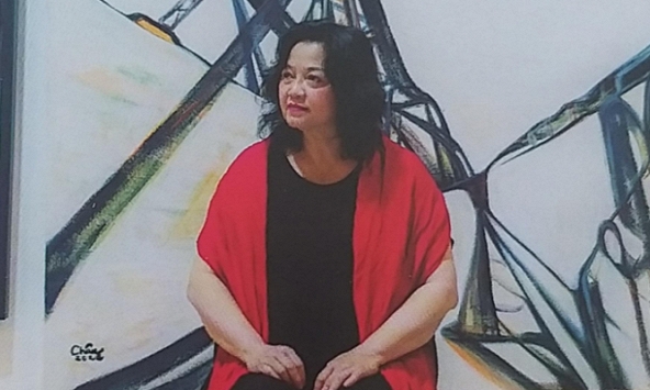 Con dâu Cố Thủ tướng ca hát và vẽ