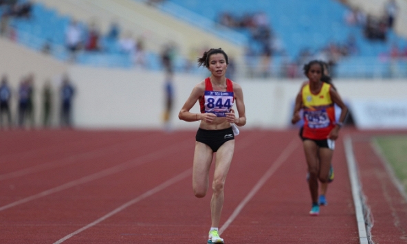 “Cuộc chạy đua vũ trang” trong điền kinh: Những đôi giày làm nên kỷ lục