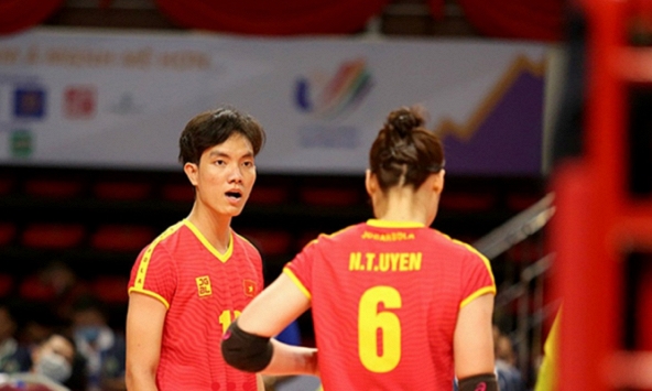 Cuộc chiến ngoài sân đấu của các VĐV nữ: Mâu thuẫn giữa cái đẹp và sự thành công