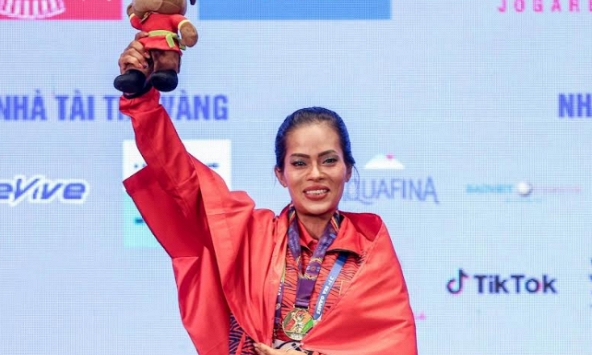 Nữ hoàng thể hình Đinh Kim Loan: Không còn bị 'chê' nam tính