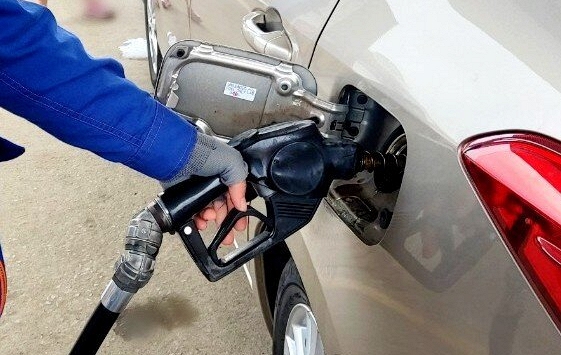  Việt Nam ở đâu trong thang bản đồ giá xăng thế giới? 