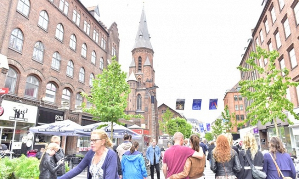 Hà Nội nở rộ phố đi bộ: Bài học từ những phố đi bộ nổi tiếng thế giới