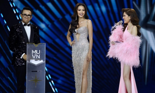 Ngọc Châu đăng quang Hoa hậu Hoàn Vũ Việt Nam năm 2022