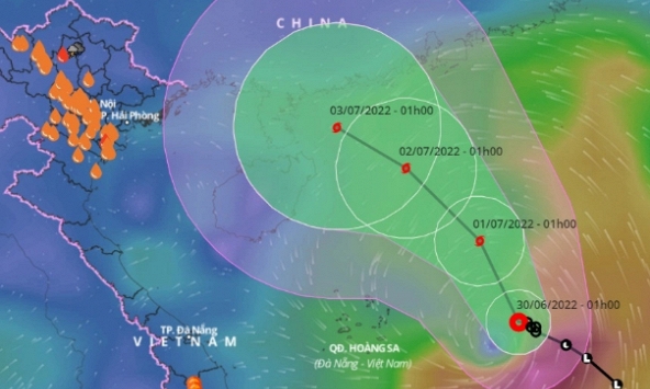 Áp thấp nhiệt đới mạnh lên thành bão, miền Bắc mưa lớn 