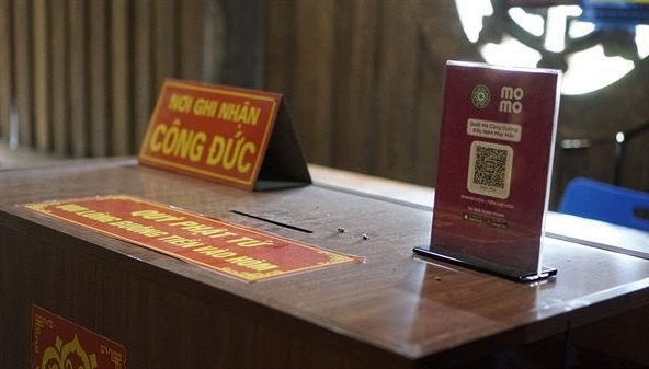 Cúng dường online: Xu hướng mới của tín ngưỡng?