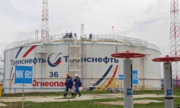 JPMorgan cảnh báo giá dầu có thể đạt mức 380 USD/thùng