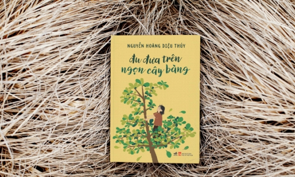 Đu đưa trên ngọn cây bàng: tất cả những náo nhiệt, sinh động, bát nháo của tuổi thơ