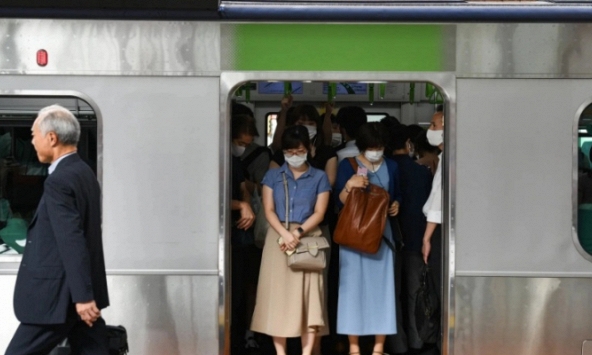 'Nền kinh tế dựa vào phụ nữ' thời cựu Thủ tướng Abe