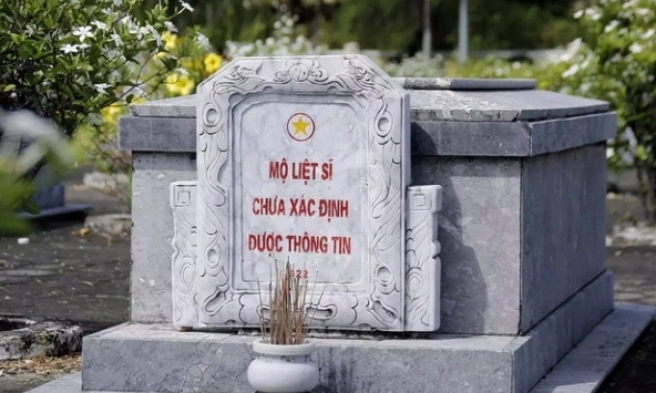 Bộ LĐ-TB&XH lý giải việc đổi tên bia mộ liệt sĩ vô danh